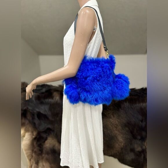 Multi Style Use Handmade Real Shearling Drawstring Bucket Bag with 4 Fur Balls - Picture 6 of 17